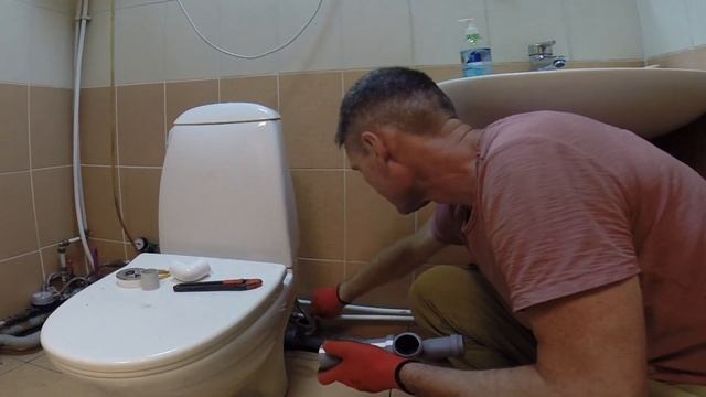 Вентиляция санузла через чашу унитаза в канализацию. Смотреть на скорости 1.5 смотреть онлайн
