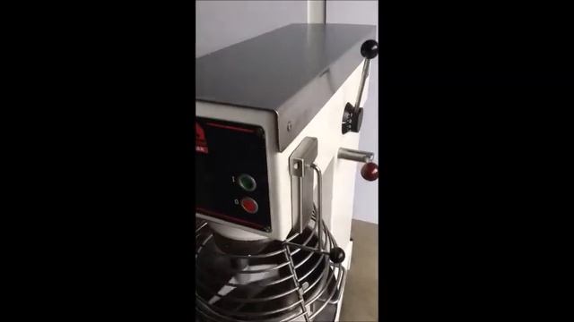 706-1479: Varimixer Bear mixer смотреть онлайн