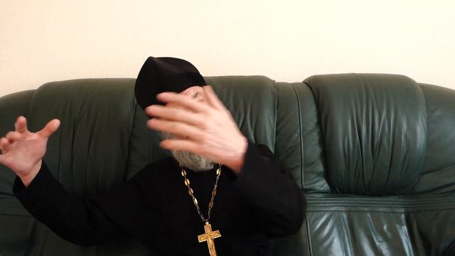 Кто станет сберегать душу свою, тот погубит ее; а кто погубит ее, тот оживит ее смотреть онлайн
