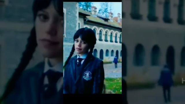 уэнсдей неудачный дубль😳 смотреть онлайн