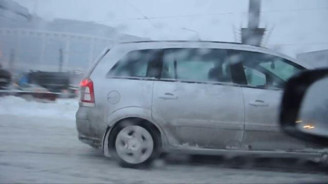 В Питере внезапно выпал снег смотреть онлайн