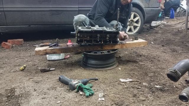 Сборка двигателя ауди 80.Установка января. Запуск. смотреть онлайн