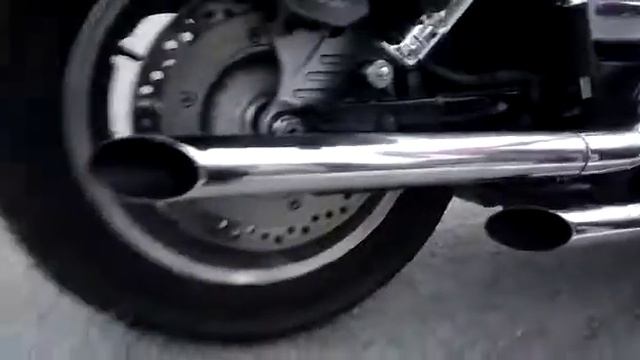 HONDA VTX1800C, звук прямотока смотреть онлайн