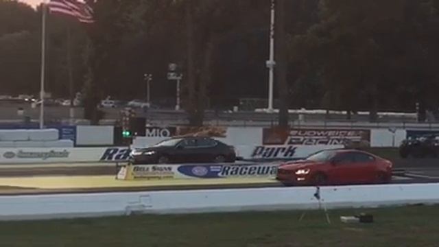Volvo S60 vs Acura TLX 3.5 FWD смотреть онлайн