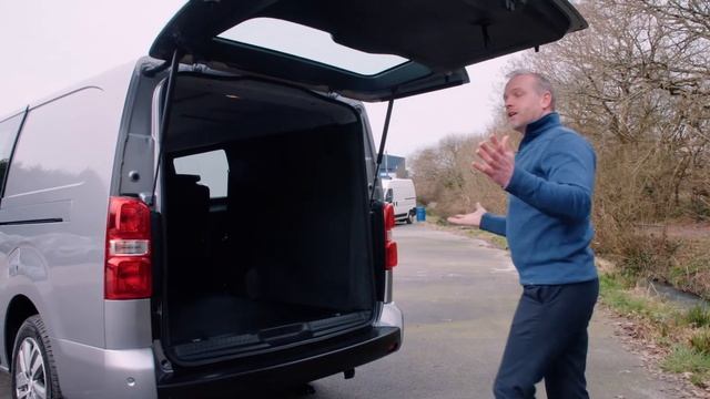 The New Peugeot Expert Combi Fistral Van 2021 Edition Exclusively From Hawkins смотреть онлайн