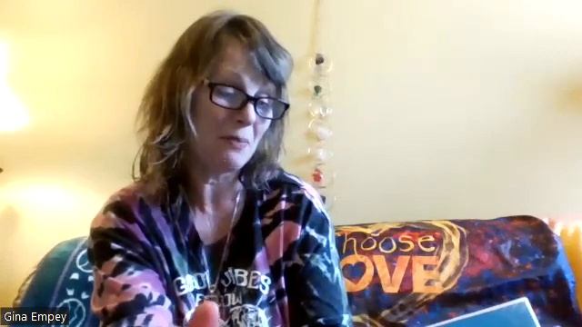 Grounding Reiki Energy! The Owl Spirit brings Wisdom with the Sacred Forest Oracle with Denise Linn смотреть онлайн