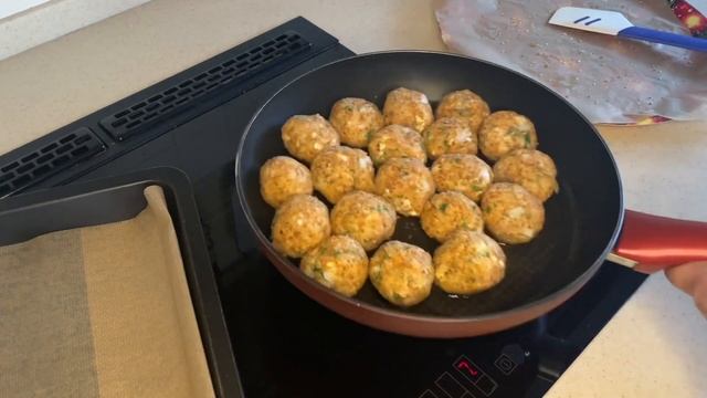 Тефтели из фарша индейки с брынзой смотреть онлайн