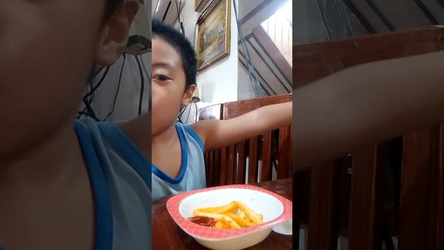 Model ng frenchfries смотреть онлайн