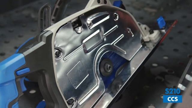 Scie circulaire 210mm Evolution S210CCS pour la découpe du métal смотреть онлайн