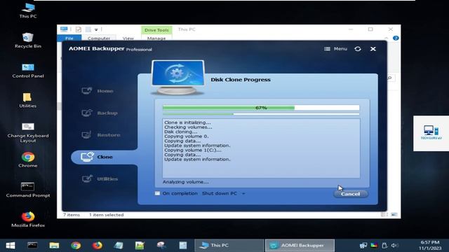 How To Replace A Hard Drive or SSD Without Losing Data | @TechGuru4u696 смотреть онлайн
