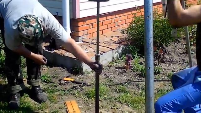 Как пробурить скважину вручную смотреть онлайн