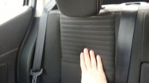 Renault Fluence (pravé zadné sedadlo) (right rear seat) 3