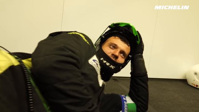 Le Mans by night! - 2022 Le Mans 24 Hours - Michelin Motorsport смотреть онлайн