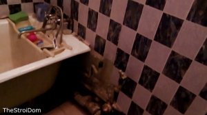 Как? Щель между ванной и стеной. Простое решение / The gap between the bathroom and the wall