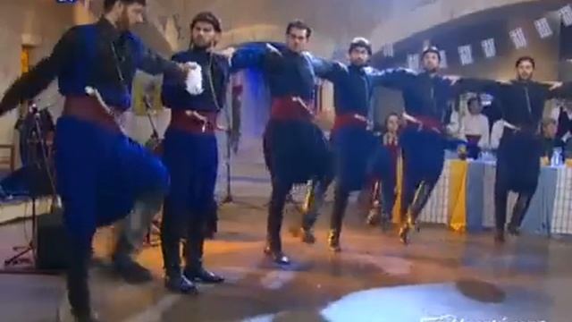 критский мужской танец смотреть онлайн