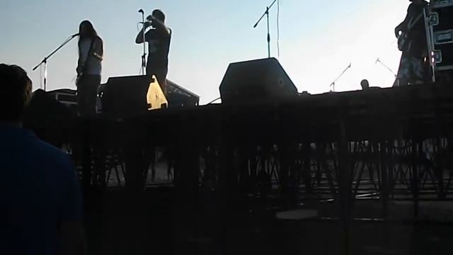 Питоны 3000 - Оле Оле Колхозный панк("Юнифест" 2.06.2012) смотреть онлайн