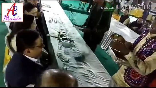 Kia k Paan Banaras Wala смотреть онлайн