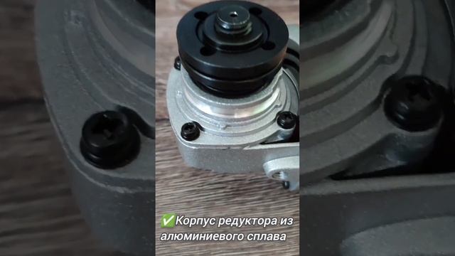 Обзор Углошлифовальной машины (болгарки) УШМ-125/1100А Вихрь. Пример работы смотреть онлайн