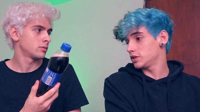 8 MANERAS de MOLESTAR a TU HERMANA *guerra de bromas* смотреть онлайн