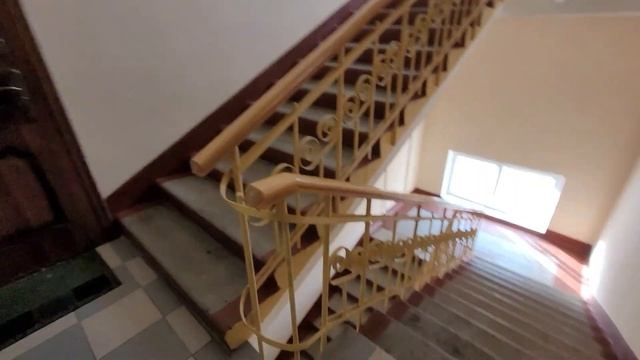 ?Сталинка 1937 года! Ламповый лифт КМЗ 1997 года // пр. Стратонавтов, 11с1 (Тушино, г. Москва) смотреть онлайн