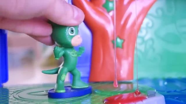 PJ MASKS SUPER PIGIAMINI - Romeo e Lunetta riempiono di Slime il Quartier Generale dei Pj Masks смотреть онлайн