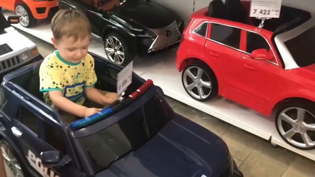 Детский автосалон электромобиль для Макса смотреть онлайн