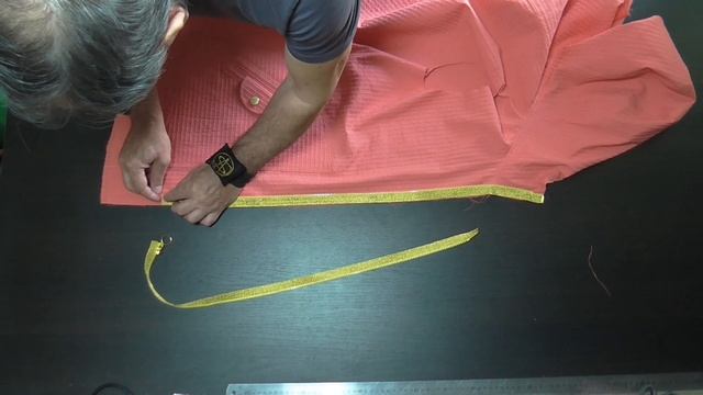 18 Втачивание капюшона и молнии