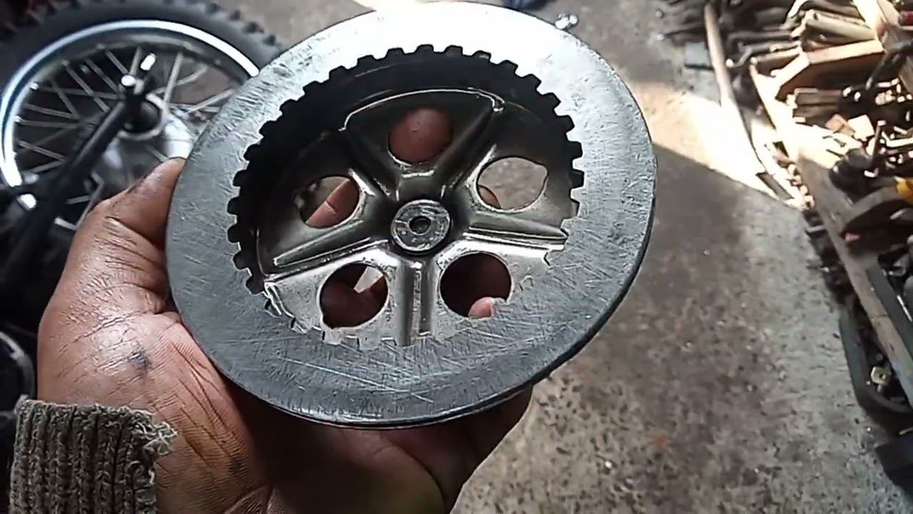 Ремонт сцепления ИЖ Планета 5 смотреть онлайн