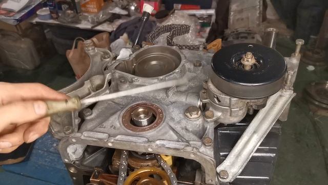 7) Сборка м111 мотора (крышка грм). Mercedes-Benz W124 смотреть онлайн