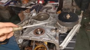 7) Сборка м111 мотора (крышка грм). Mercedes-Benz W124