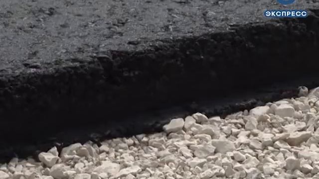 На дороге «Лунино - Исса» ремонтируют асфальт смотреть онлайн