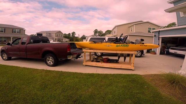 Loading Hobie Pro Angler kayak смотреть онлайн