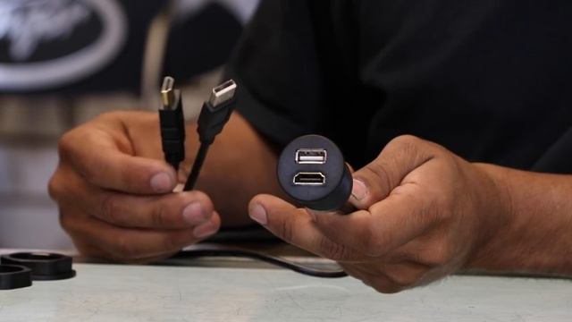 Dash Mountable USB,HDMI,and Aux From Pac Audio And ISimple