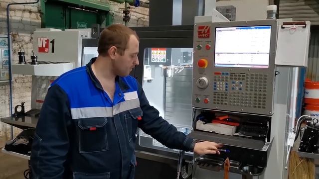 Урок №1. Устройство станка Haas VF1 смотреть онлайн