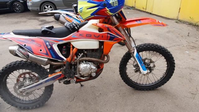 Сравнение которые мы заметили GEON DAKAR GNS 300 & KOVI LITE смотреть онлайн