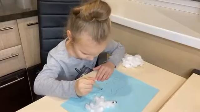 Легкая зимняя поделка из ваты!Как сделать медведя из ваты? смотреть онлайн