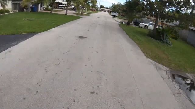 Testing Out/Wheeling The 29cc Gas Scooter With The New Tires смотреть онлайн