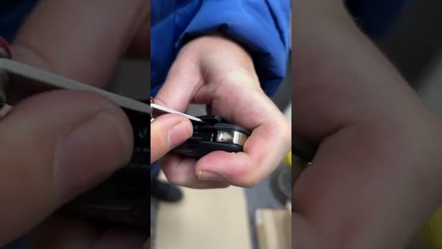 Kelfords Ford | How to replace the battery on a Ford Ranger key смотреть онлайн