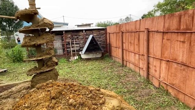 Углубление ямобуром 2-ух колодцев за 1 день !!! смотреть онлайн