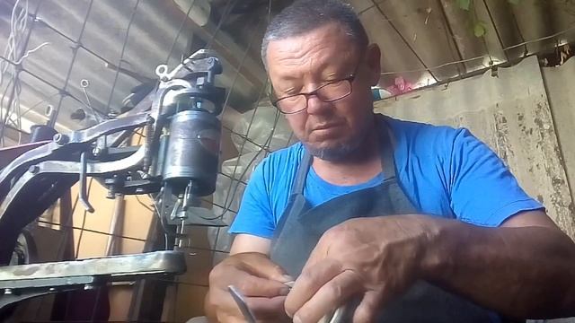 Алибек ремонт обувь смотреть онлайн