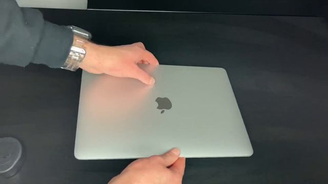 Apple MacBook Air M1 Unboxing & Setup