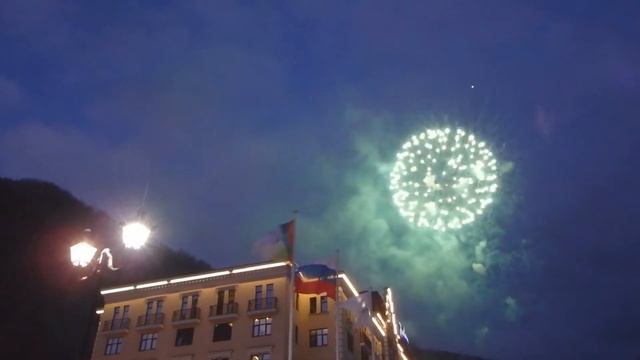 Салют площадь Роза хутор! смотреть онлайн