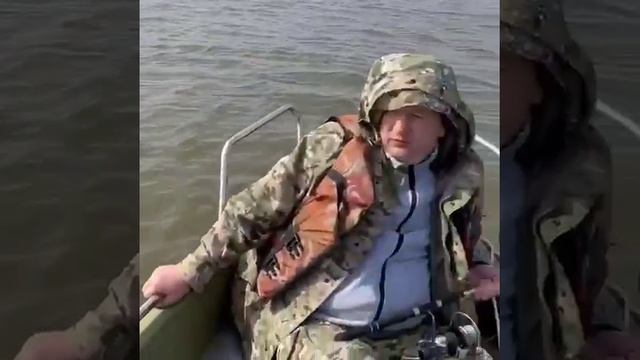 Река Волга. Рыболовная база "Верхнелебяжье fish resort" смотреть онлайн