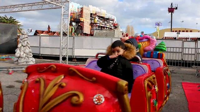 Le Village de Noel de Palavas-le-Flots et ses attractions смотреть онлайн