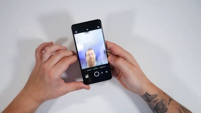 Игровой телефон Infinix GT 10 Pro