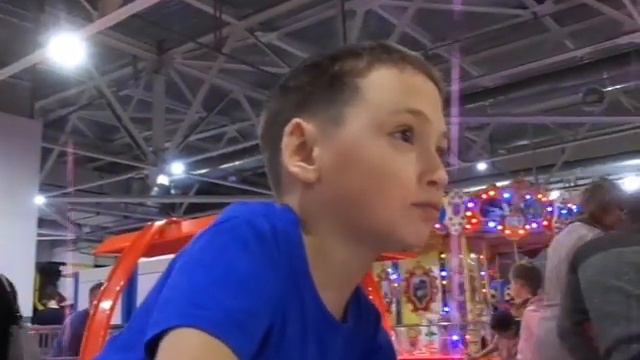 Жёльтамана машина (зеленоглазое такси) смотреть онлайн