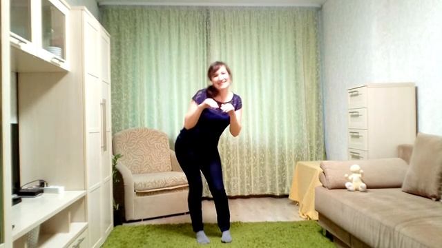 Зарядка для детей от 2 до 4 лет. "Зайки". День "В гостях у зайки" Занятие №1. смотреть онлайн