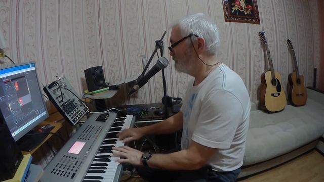 У берез и сосен.(Ю.Антонов)Кавер.пиано смотреть онлайн