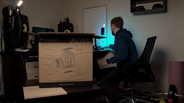 Топовый корпус Jonsbo UMX4W (Распаковка, первый взгляд) смотреть онлайн