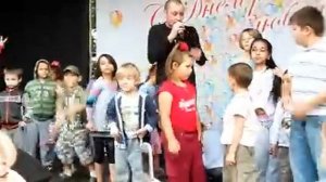 Шура с песней«Разлюби».